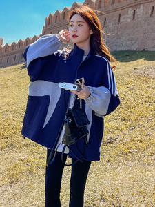 高级小众休闲运动三条杠蓝色卫衣外套女春秋超火好看宽松夹克上衣图片