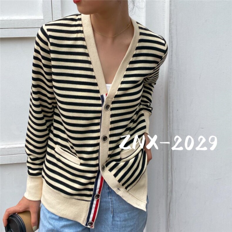 【现货】秋季新款条纹开衫，其它，BLM