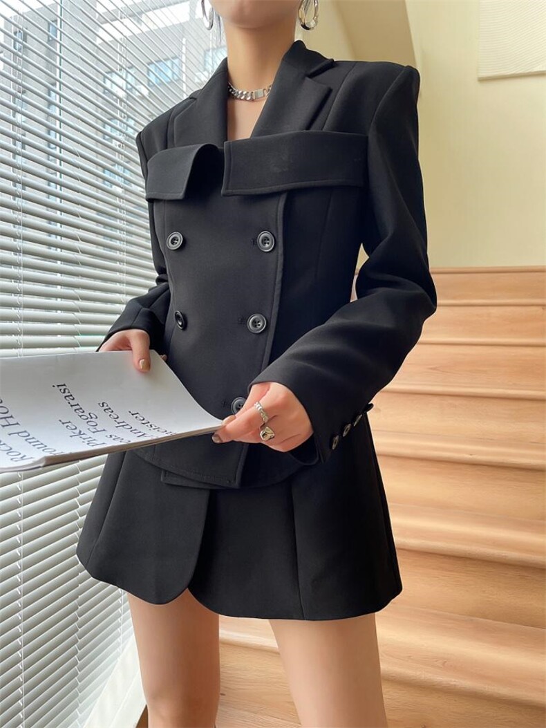 抹胸西装外套，胸罩，LION&CAT(2F)