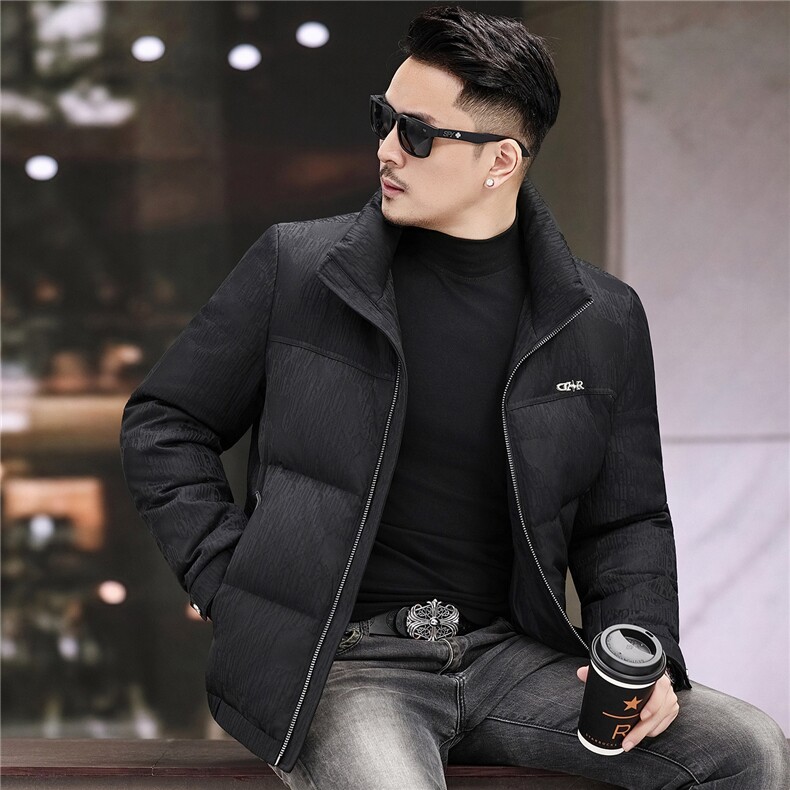 秋冬男士立领暗纹提花羽绒服轻奢商务休闲短款90绒子白鸭绒羽绒服，男装羽绒服，钱塘723