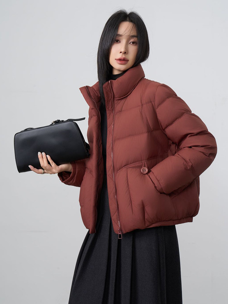 现货2025年冬季新款休闲风羽绒服女90白鸭绒,女装羽绒服,阳光伊恋