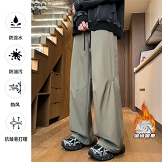 灰绿色