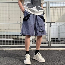 灰色
