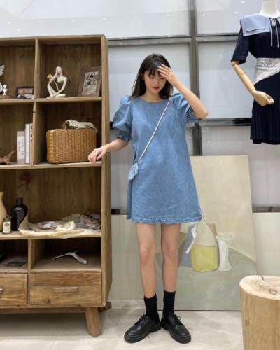 夏季新款韩版带包包可爱牛仔裙，女装，coco