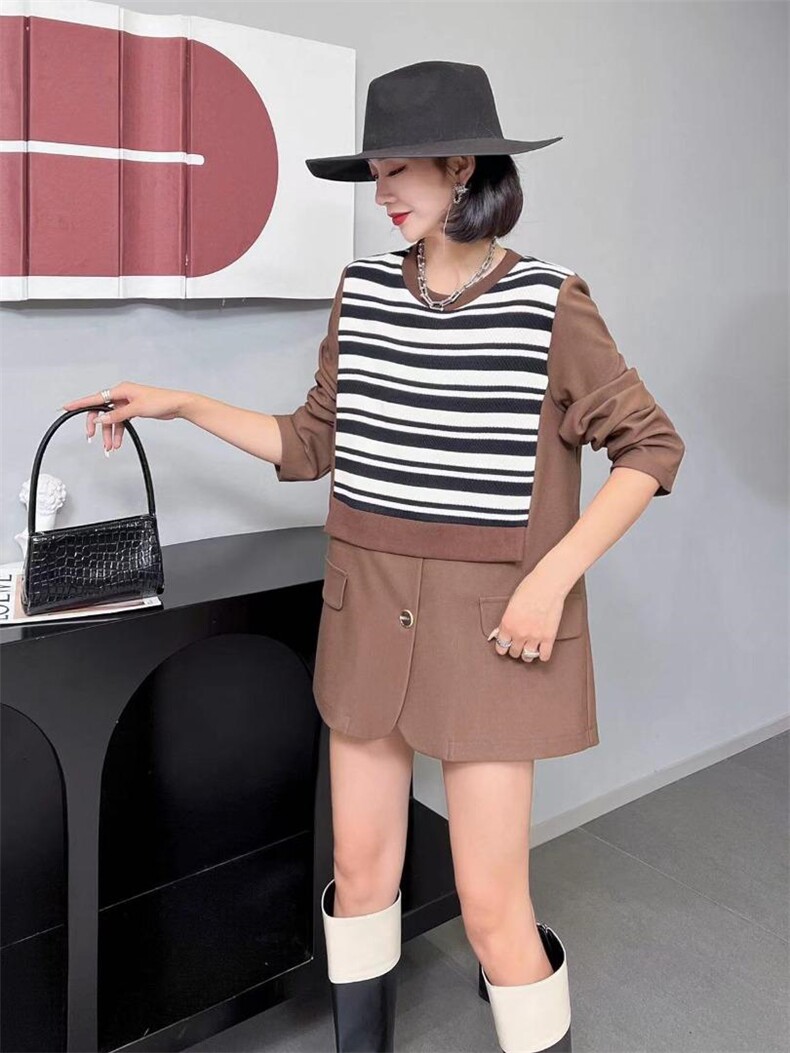 [现货]西装拼接假两件，两色、两个码，女装西装，依柏璐(1F)