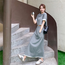 休闲运动灰色T恤半身裙套装女夏2025新款两件套又酷又飒大方得体，女装套装/套裙，2C081
