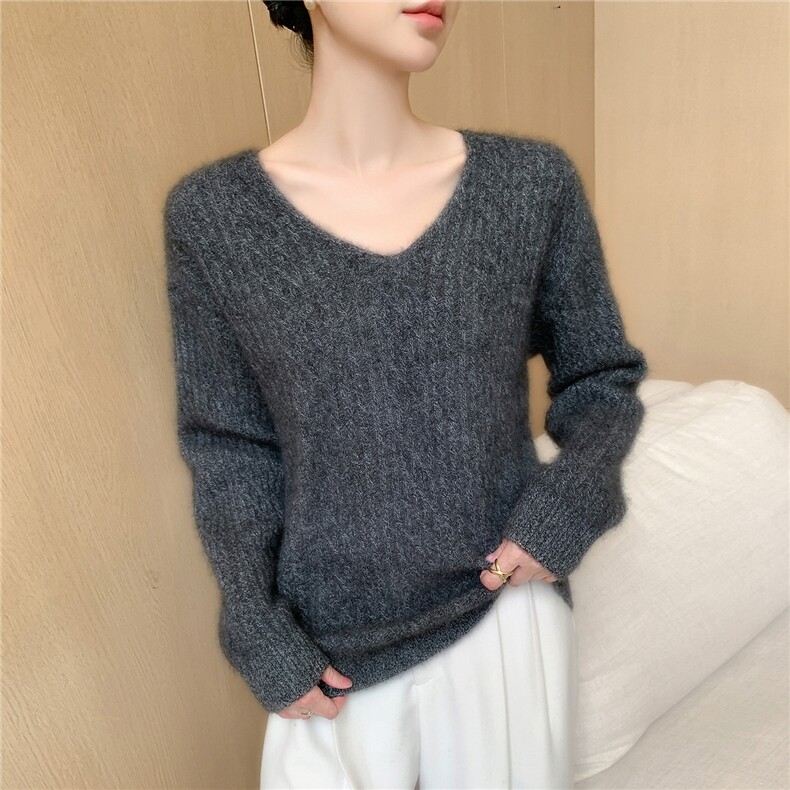 2025年秋季新款百搭女士7针重工加厚扭花V领,女装羊绒衫,百越羊绒