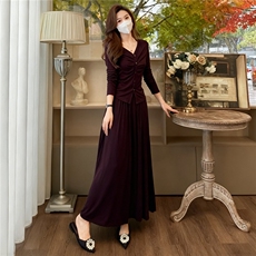 韩版时尚气质套装裙女春季新款褶皱收腰V领长袖上衣半身裙两件套，女装套装/套裙，江南