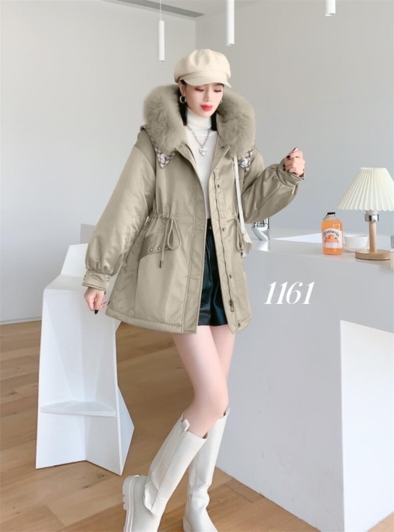 【现货】冬季新款2021新款双面羊绒可脱卸派克服，其它，珍·洛曼