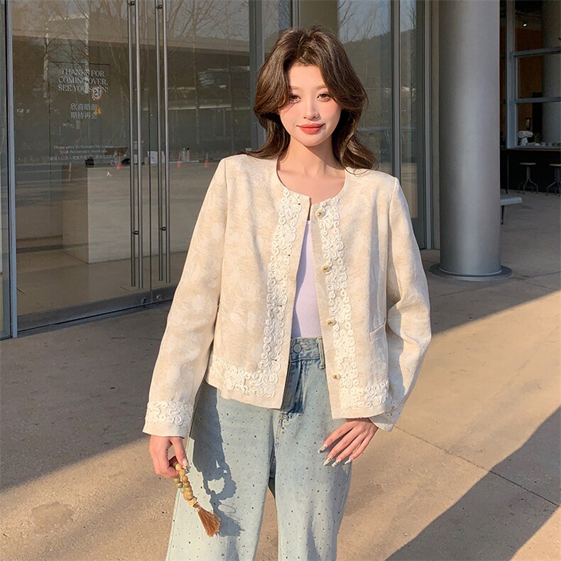 高级感小香风蕾丝花边短外套女春季款上新洋气国风圆领单排扣上衣,女装短外套,浙宝208A