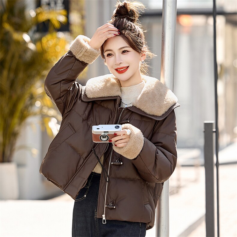 羊羔毛领拼接PU皮羽绒服女2025冬季新款小个子气质显瘦白鸭绒外套,女装羽绒服,慕咨