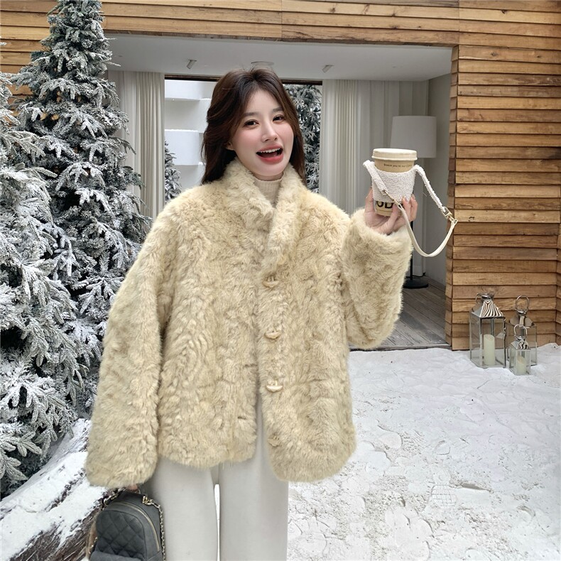 25年冬装新款软糯牛角扣火焰复合皮毛一体外套女182-8687P195K288,女装皮草,帛香坊
