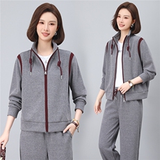 连帽卫衣外套早秋新款2025宽松洋气大码运动减龄中年妈妈韩版上衣，女装短外套，涵誉