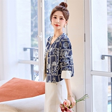 新中式国风亮片刺绣短外套女2025春新款小个子独特漂亮超好看上衣，女装短外套，沁沁公主