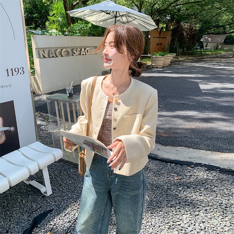 米杏色外套女2023年秋冬新款高级设计感小众夹克棒球服小香风外套,女装短外套,辉之琳