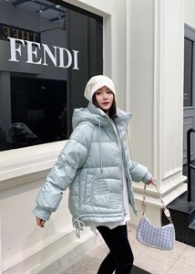 90羽绒服图片