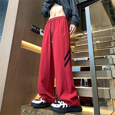 红色