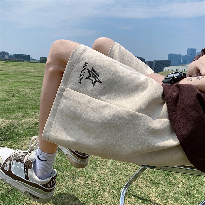 DK672 特P25 控48 直播高品质牛奶丝复合320克麂皮绒立体腰五分裤图片