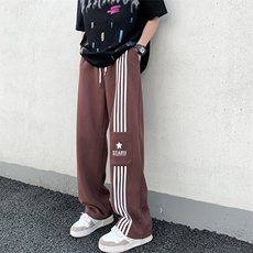 咖啡色