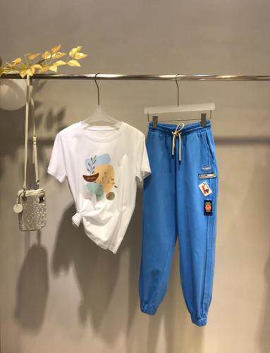 T恤，女装T恤，卡希妮