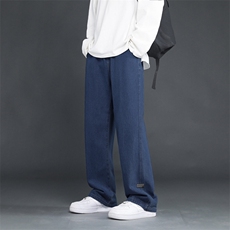 深蓝色