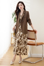 职业西装吊带裙套装女2025春秋新款高级感气质御姐范连衣裙两件套，女装套装/套裙，尚娜萱