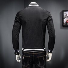 7018新款男士红条纹搭配个性棒球领夹克衫，男装夹克，钱塘2010-1