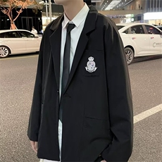黑色
