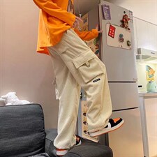 卡其色