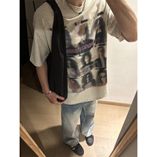 灰色