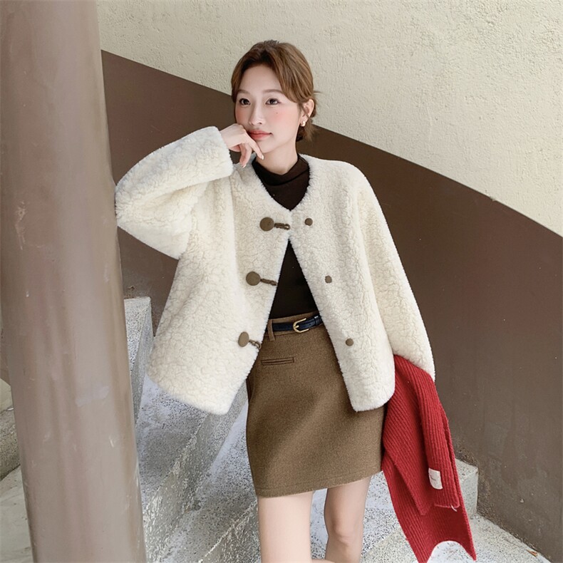 209-3286-P175-K258欧货皮毛一体羊羔毛外套2025年冬季,女装羊羔毛/颗粒绒,韩蜜菓