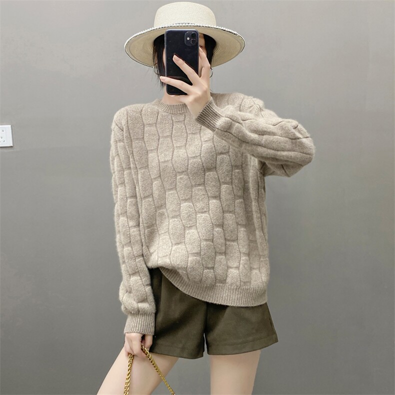 秋冬新款加厚圆领羊毛针织打底衫女宽松麻花珠片套头毛衣羊绒衫,女装羊绒衫,织绒羊