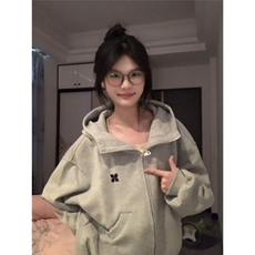 2025新款灰色拉链开衫连帽卫衣女宽松遮屁股春秋薄款上衣外套，女装短外套，星座506A