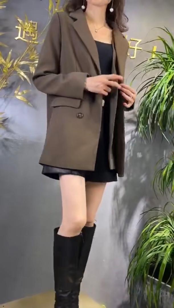 2021秋季新款四粒扣双层领休闲显瘦西装外套,女装西装,L·H·X