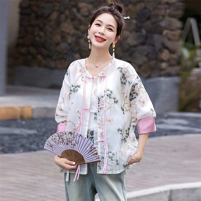 新中式小外套女2024年夏季新款气质高级感国风刺绣薄款防晒上衣服,女装短外套,木橙西子