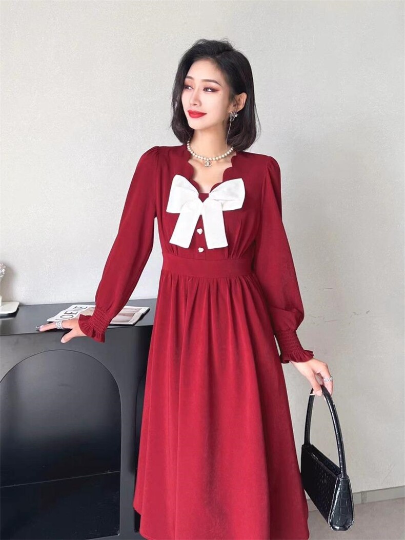 [现货]收腰显瘦连衣裙，两色、三个尺码，女装连衣裙，依柏璐(1F)