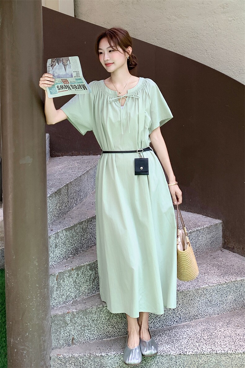 慵懒氛围感度假风连衣裙2025夏季新款韩版浅绿色系带泡泡袖中长裙,女装连衣裙,2C159