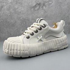 白色