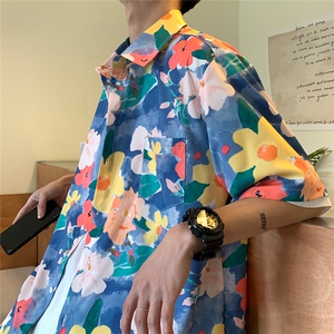 旅游短袖衬衫男夏季宽松情侣外套潮流ins港风休闲满印沙滩花衬衫图片