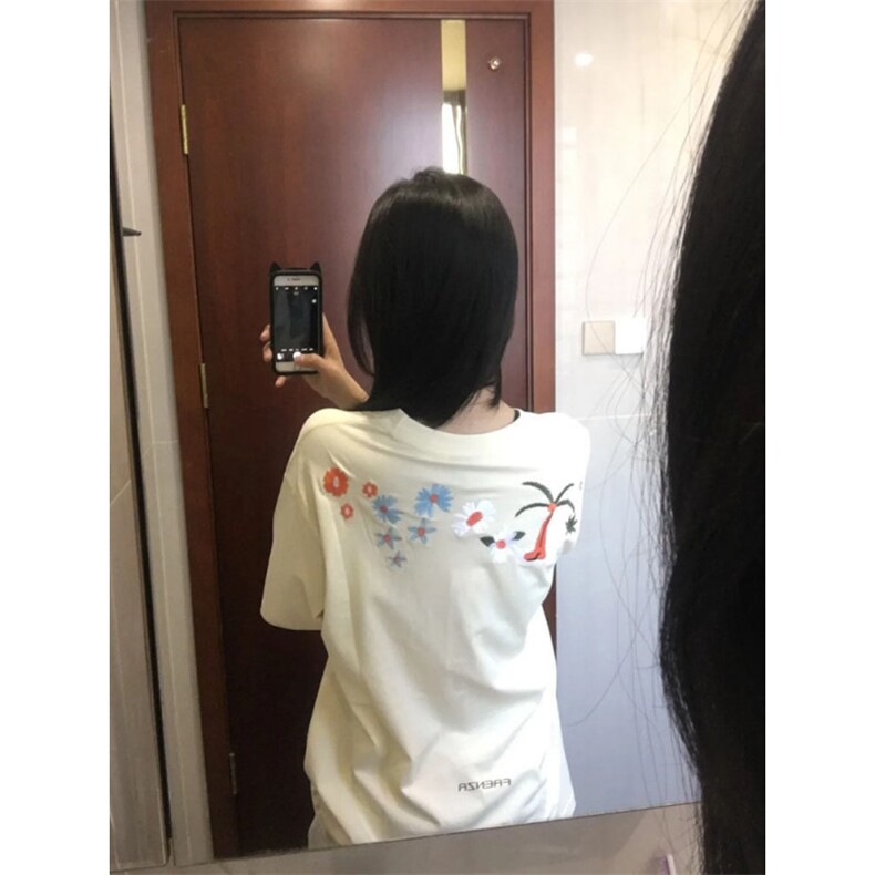 H0707-P35刺绣学院风宽松上衣设计感短袖t恤图片