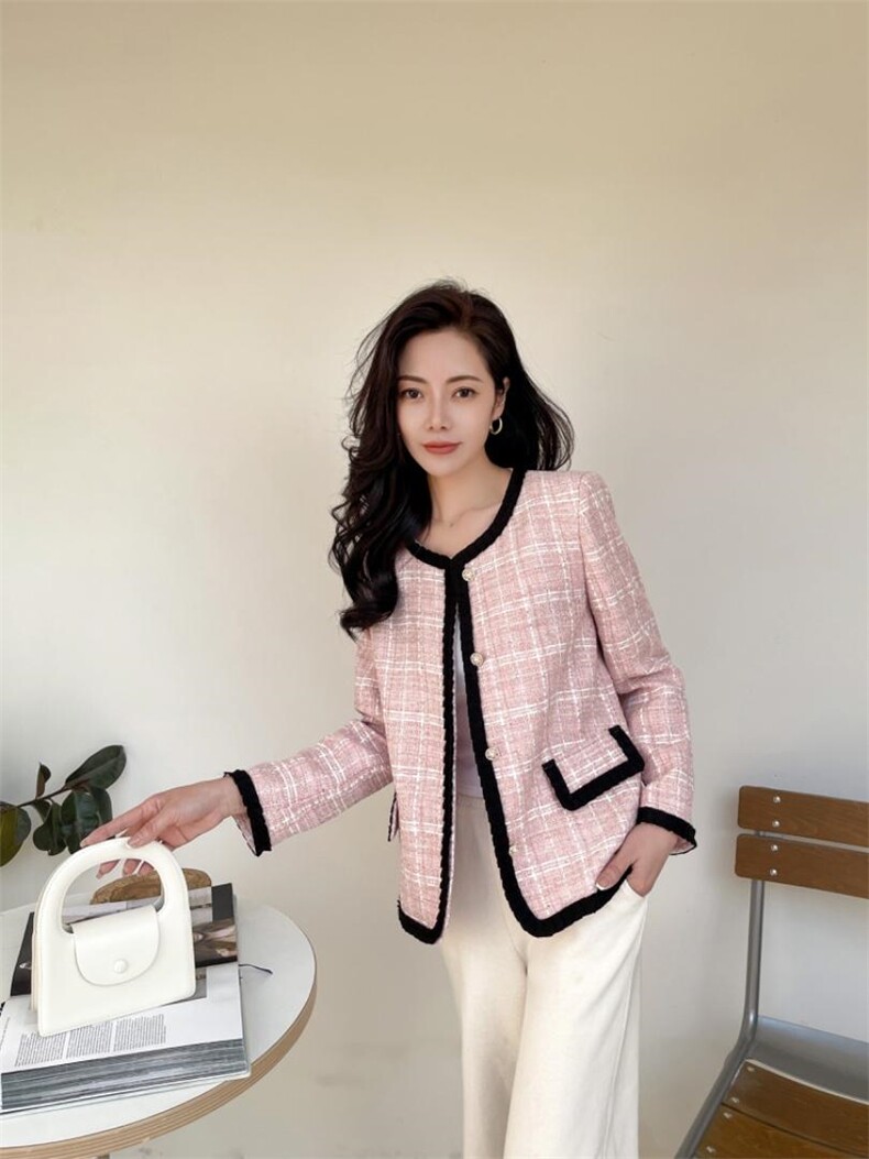 现货供应：小香风外套，其它，拉思维加丝