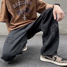 黑色