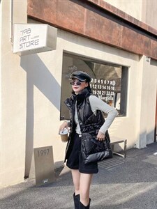 冬季羽绒收腰马甲图片