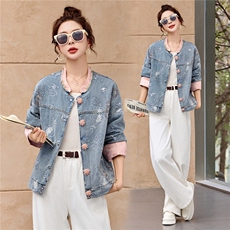 新款春款新中式重工刺绣牛仔外套，女装短外套，布芭啦