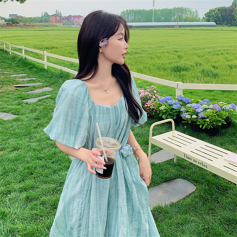 夏季连衣裙2025新款女洋气泡泡袖慵懒宽松气质可甜可盐超好看裙子图片