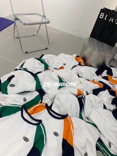 拼色韩版卫衣，女装卫衣/绒衫，周末