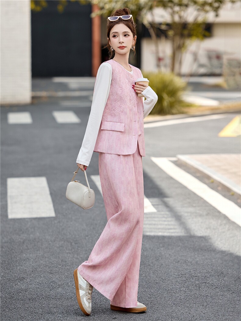 现货。现货。2026年秋季时尚套装马甲阔腿裤三件套装,女装套装/套裙,艾仟回(原伊仟回)