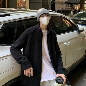 学院风徽章刺绣针织开衫秋冬季慵懒风设计毛衣上衣外套图片