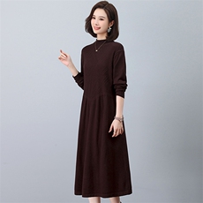 羊毛衫针织连衣裙女2022秋冬季长袖中长款复古大码打底毛衣a字裙，女装连衣裙，江忆布依