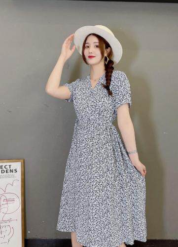 夏季新款连衣裙，女装连衣裙，浪漫流纱